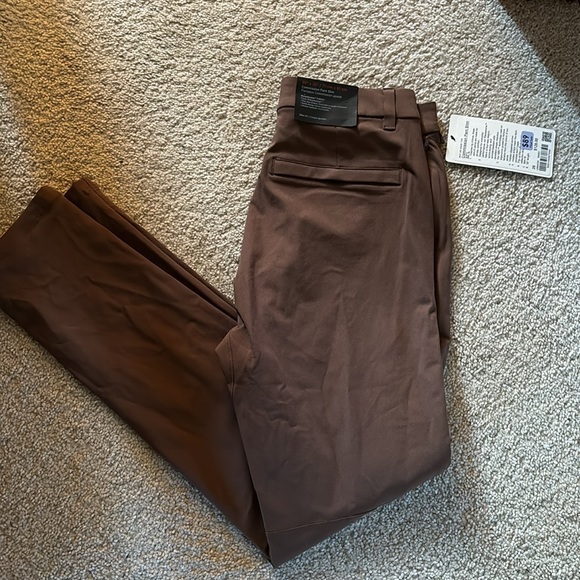 Lululemon Commission Pant Slim 28 x 32 NWT Brown - Picture 4 of 4